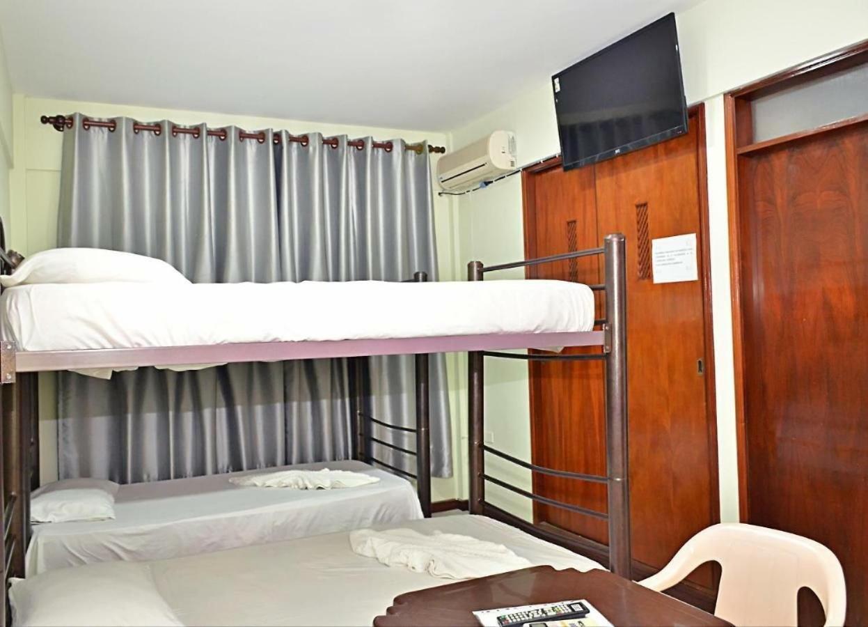 Hostal Ibiza Santa Cruz de La Sierra Εξωτερικό φωτογραφία